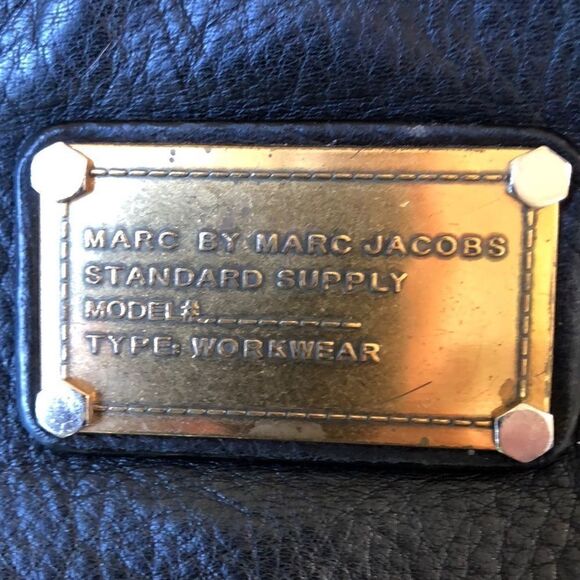 Marc by Marc Jacobs - Picture 3 of 5